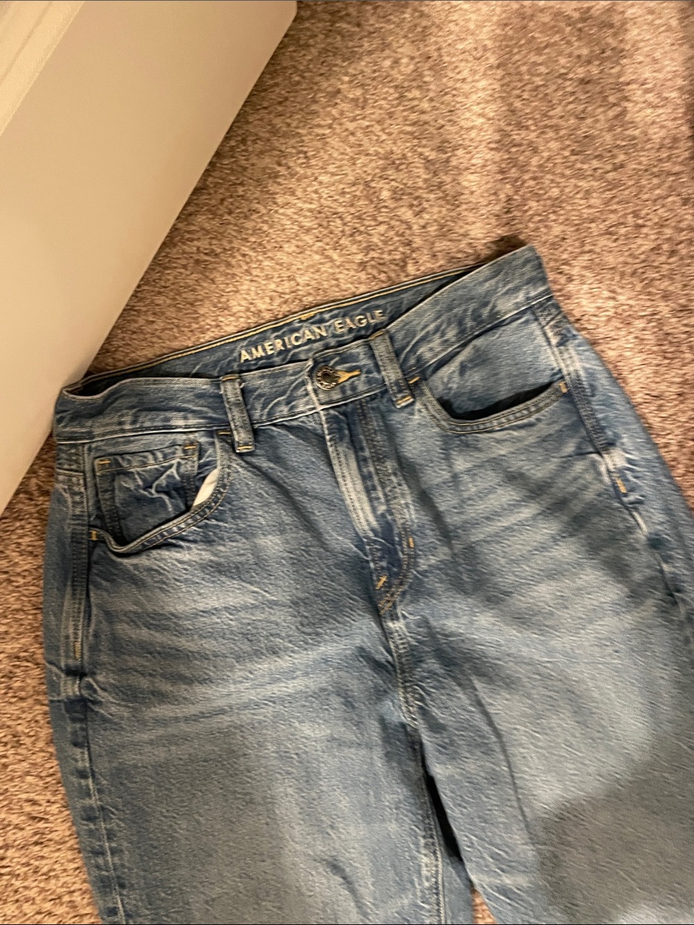 American Eagle Outfitters Light Blue Boyfriend straight leg jeans size 2 - Picture 2 of 4
